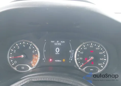 2017 Jeep Renegade Altitude Fwd из США, поврежденный, VIN ZACCJABB1HPF73204